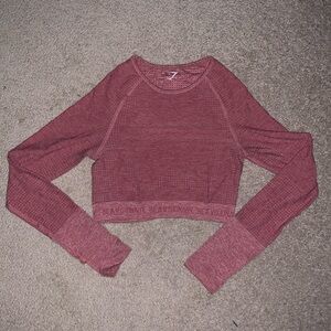 Women’s Gymshark S top. Vital collection. Long sleeve crop top.